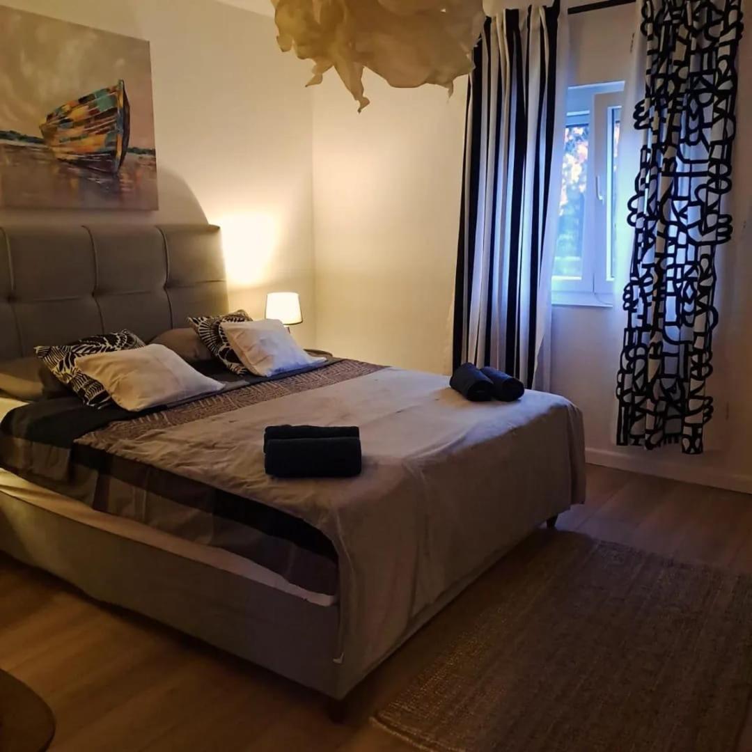 Apartment Marija - Otok Vir Buitenkant foto
